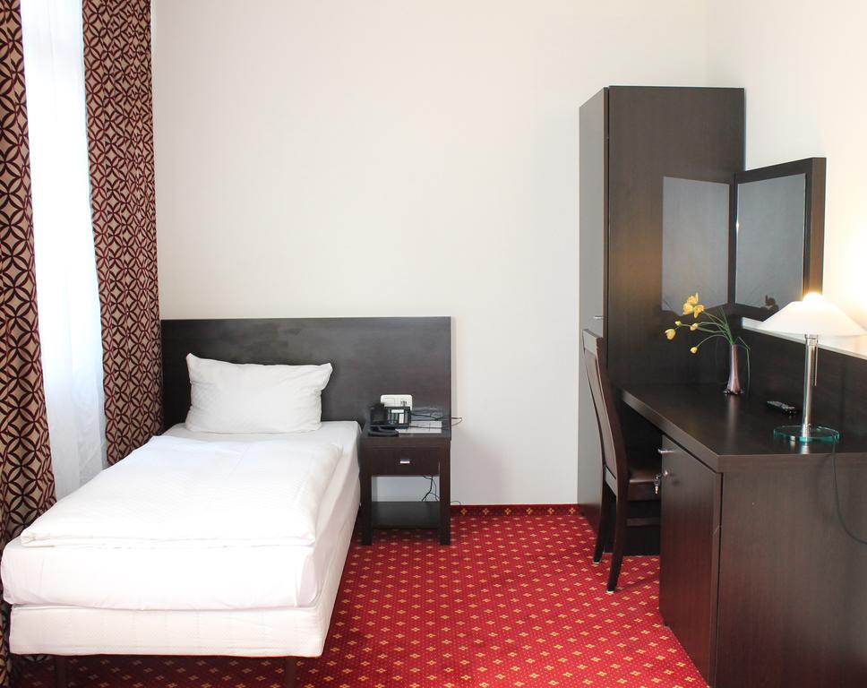 Aariana Hotel Offenbach am Main Exterior photo