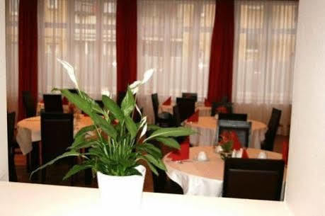 Aariana Hotel Offenbach am Main Exterior photo